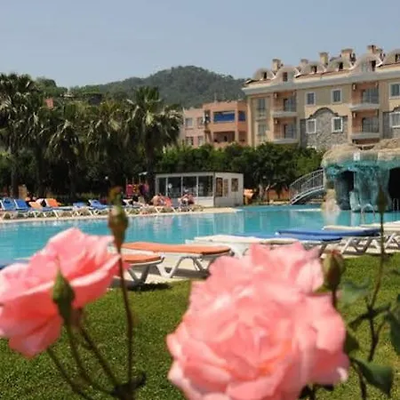 Otel Club Secret Garden